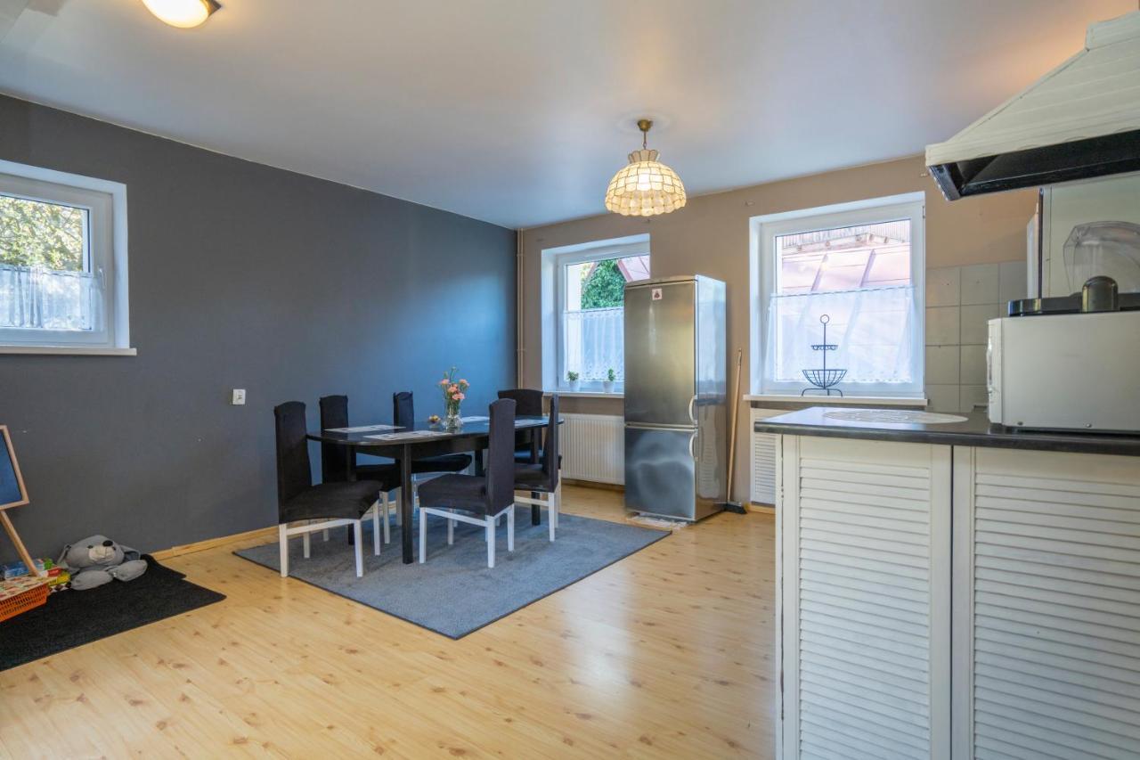 Apartamenty Wiosenna شكلارسكا بوريبا المظهر الخارجي الصورة